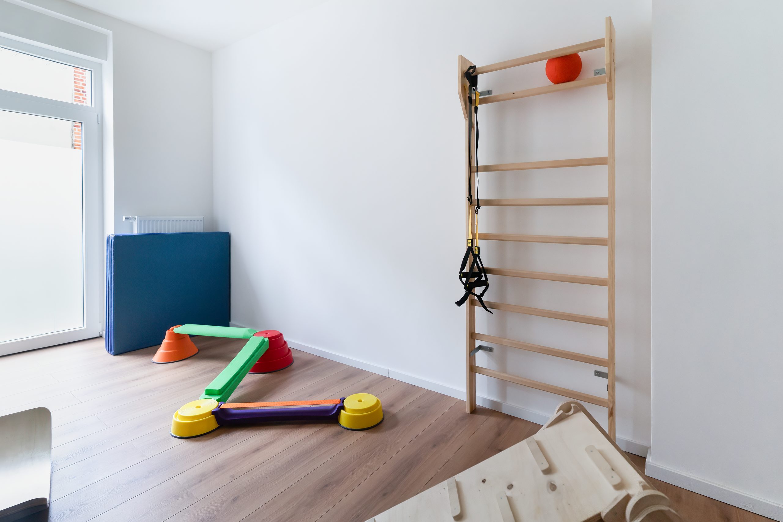 Kindgerecht eingerichteter Therapiebereich für Kinderphysiotherapie in Berlin-Lichtenberg